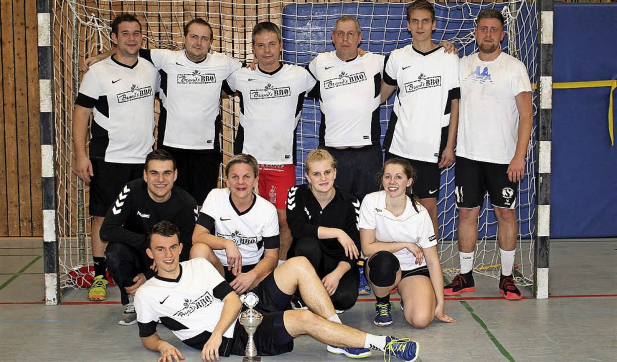 Die Siegermannschaft Alemannia Schorle Foto: Werner Schnabl Sieger Gruempelturnier 2017